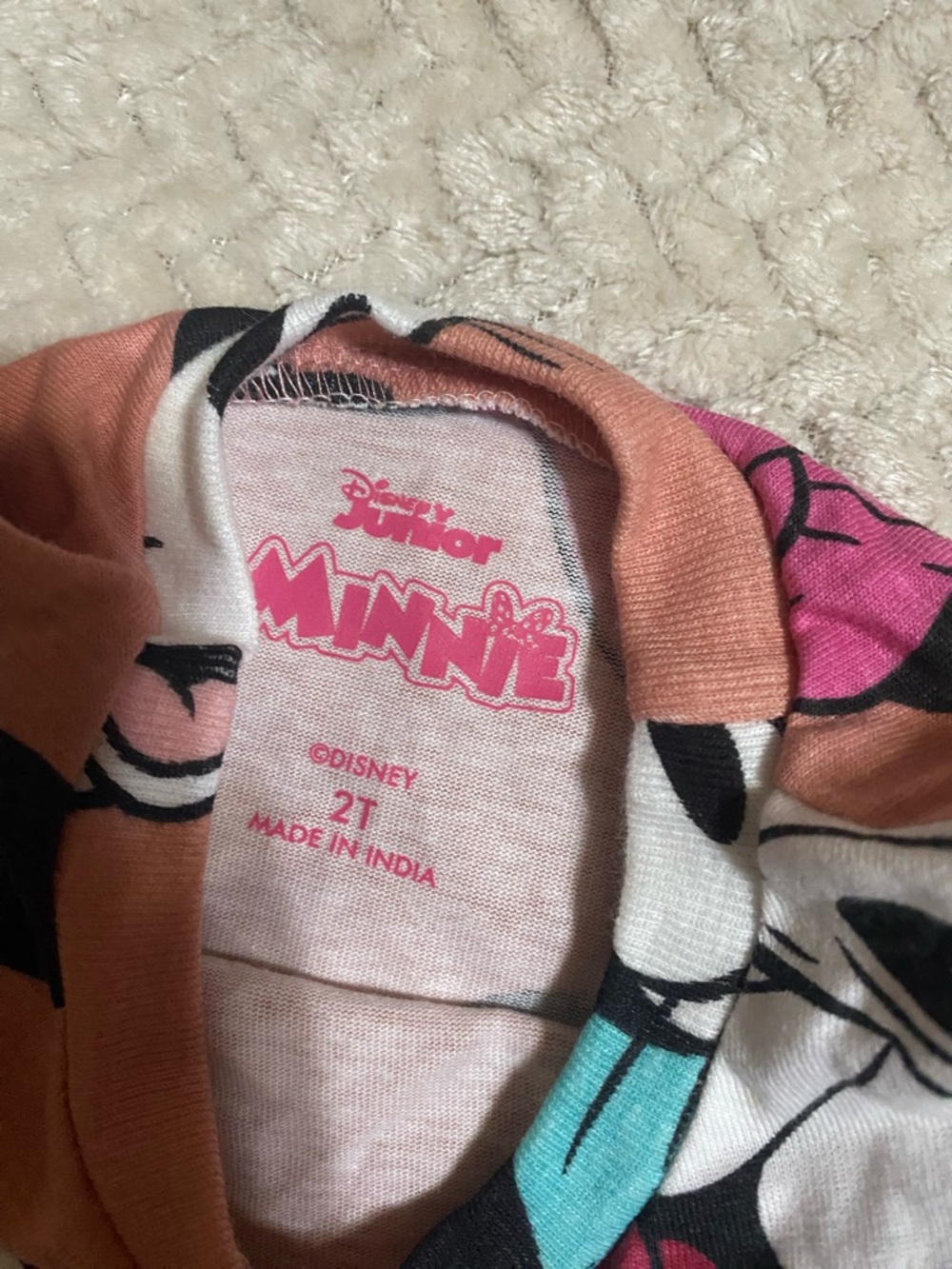 Minnie Mouse flounce hem shirt - Picture 3 of 4